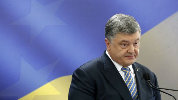 Ukrainian President Petro Poroshenko speaks during a news conference in Kiev, Ukraine (File) - Sputnik International