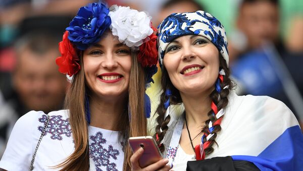 Female Football Fans Rock 2017 Confederations Cup in Russia - Sputnik International
