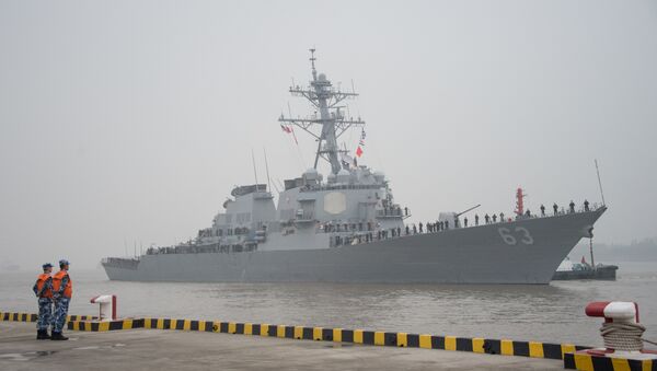 The guided missile destroyer USS Stethem (DDG 63) arrives at the Wusong military port in Shanghai. (File) - Sputnik International