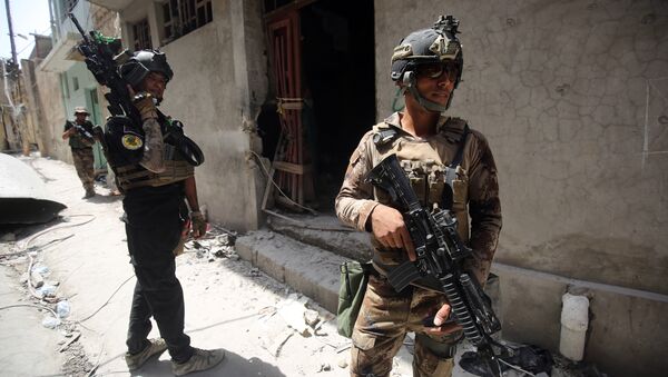 Iraqi Counter-Terrorism Service (CTS) advance in the Maidan district in Mosul. (File) - Sputnik International