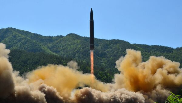 The intercontinental ballistic missile Hwasong-14 is seen during its test in this undated photo released by North Korea's Korean Central News Agency (KCNA) in Pyongyang, July 5 2017 - Sputnik International