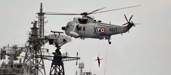 An Indian navy helicopter approaches an Indian navy ship while displaying rescue skills during a joint naval exercise with the Sri Lankan navy in Trincomalee, Sri Lanka (File) An Indian navy helicopter approaches an Indian navy ship while displaying rescue skills during a joint naval exercise with the Sri Lankan navy in Trincomalee, Sri Lanka (File) - Sputnik International