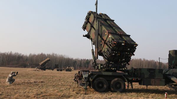 U.S. troops from 5th Battalion of the 7th Air Defense Regiment are seen at a test range in Sochaczew, Poland, on Saturday, March 21, 2015 - Sputnik International