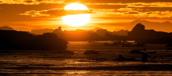 Here Today, Gone Tomorrow: Antarctica's Melting Beauty - Sputnik International