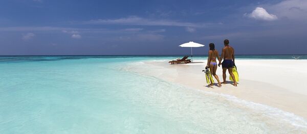 Couple Couple - Sputnik International