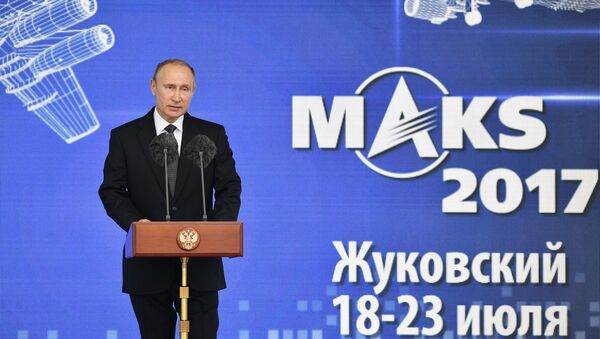 Vladimir Putin visits the International Aviation and Space Salon MAKS-2017 - Sputnik International