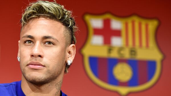 FC Barcelona football star Neymar answers questions during a press conference to announce new sponsorship with Japanese internet retailer Rakuten in Tokyo on July 13, 2017. - Sputnik International