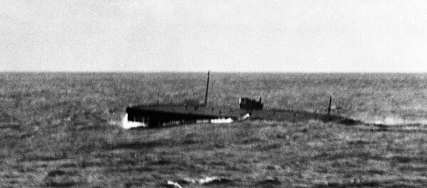 The submarine Nautilus in the Mid Atlantic Ocean, photographed during bad weather from the White Star Motor Liner named Britannic in 1931. The submarine was towed into Queenstown by the US Battleship Wyoming around June 16, 1931. The submarine Nautilus in the Mid Atlantic Ocean, photographed during bad weather from the White Star Motor Liner named Britannic in 1931. The submarine was towed into Queenstown by the US Battleship Wyoming around June 16, 1931. - Sputnik International
