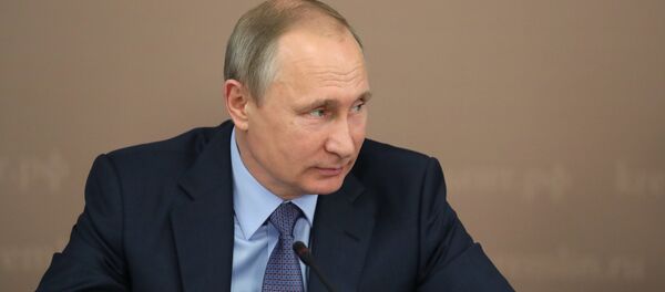 July 20, 2017. Russian President Vladimir Putin holds a meeting of the Presidential Council on Interethnic Relations during his working visit to Yoshkar-Ola. - Sputnik International