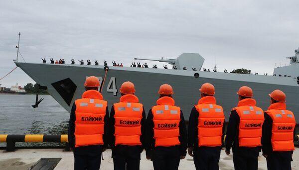 Ceremonial greeting of the Chinese Navy warships that arrived in Baltiysk for the 2017 Naval Cooperation Russia-China drills. Back: Type 052D destroyer Hefei Ceremonial greeting of the Chinese Navy warships that arrived in Baltiysk for the 2017 Naval Cooperation Russia-China drills. Back: Type 052D destroyer Hefei - Sputnik International