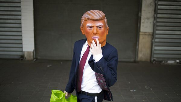 A mask of US President Donald Trump - Sputnik International