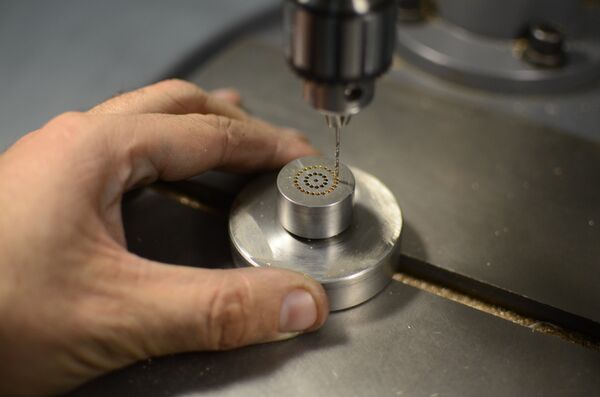 The making of Soyuz microphones - Sputnik International