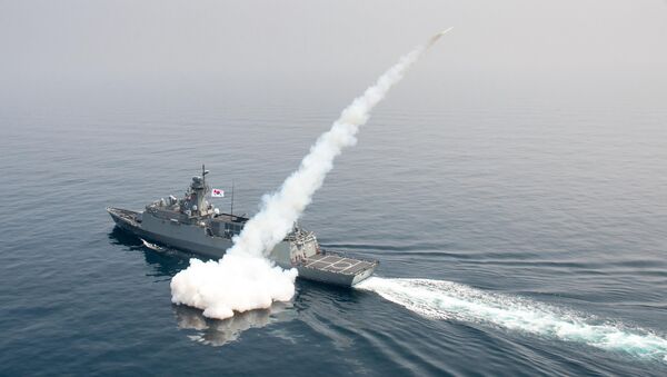 South Korean navy ship fires a missile during a drill in South Korea's East Sea - Sputnik International