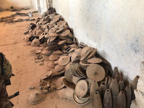 Weapons and ammunition depot of insurgents, in Mosul, Iraq Weapons and ammunition depot of insurgents, in Mosul, Iraq - Sputnik International