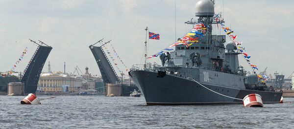 Russian Navy Day parade in St. Petersburg Russian Navy Day parade in St. Petersburg - Sputnik International