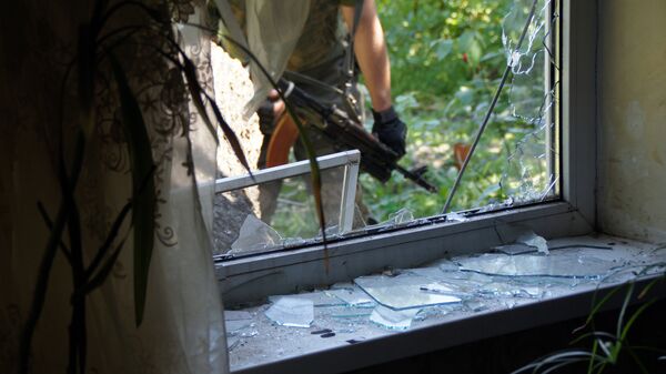 A residential building in Kirovsk, Lugansk Region, damaged by shelling - Sputnik International