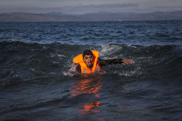 Nearly 400 Irregular Migrants Rescued Off Spanish Shore on Thursday - Reports Nearly 400 Irregular Migrants Rescued Off Spanish Shore on Thursday - Reports - Sputnik International