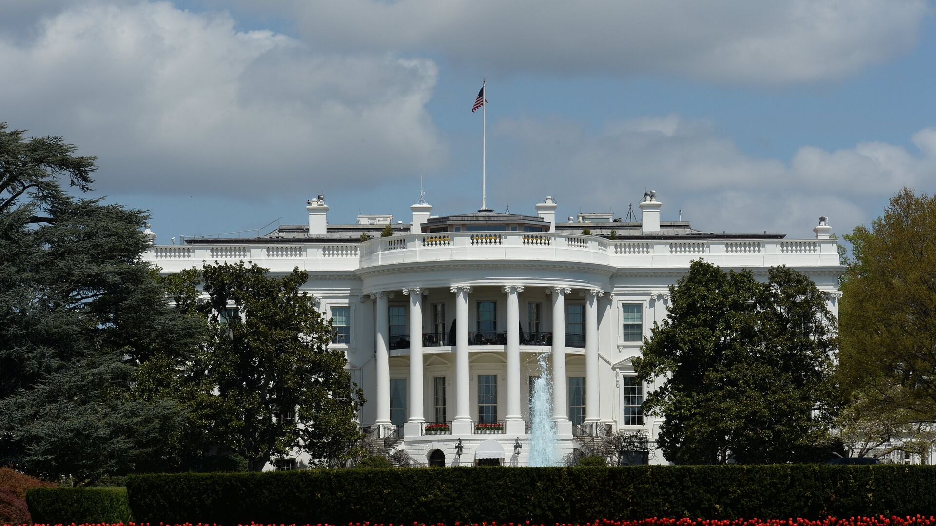 Official residence of the U.S. President, the White House in Washington D.C. - Sputnik International, 1920, 17.04.2021