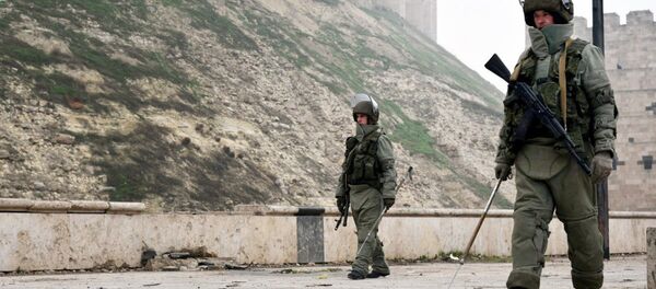 Military personnel during a clearing operation at the medieval Citadel of Aleppo - Sputnik International