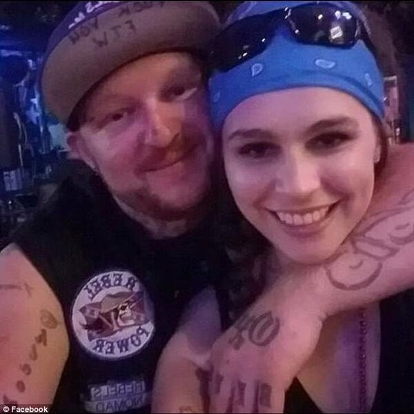 Kate Elizabeth Prichard, 25, right. shot at new husband Jarid Burton, 30, left, in Tennessee. He was not injured. Kate Elizabeth Prichard, 25, right. shot at new husband Jarid Burton, 30, left, in Tennessee. He was not injured. - Sputnik International