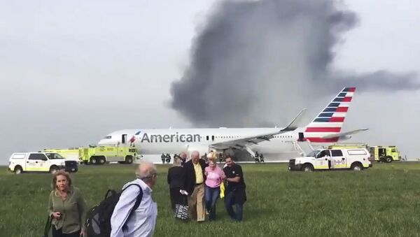 American Airlines Plane Catches Fire At Chicago O'Hare Airport - Sputnik International