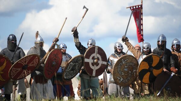Vikings at The Warrior's Field, an annual festival of history clubs, held in Drakino Park in the Serpukhovsky district. (File) - Sputnik International