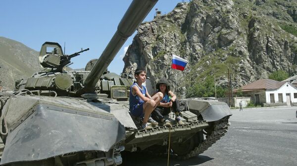 A Russian tank in a suburb of Tskhinvali. File photo - Sputnik International