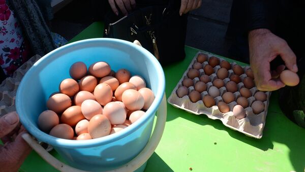 Trade at a city food pre-Easter fair held on Karl Marx Square in Novosibirsk. (File) - Sputnik International