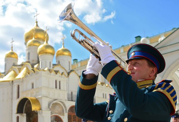 Russian Presidential Regiment's Performance at Kremlin's Walls - Sputnik International