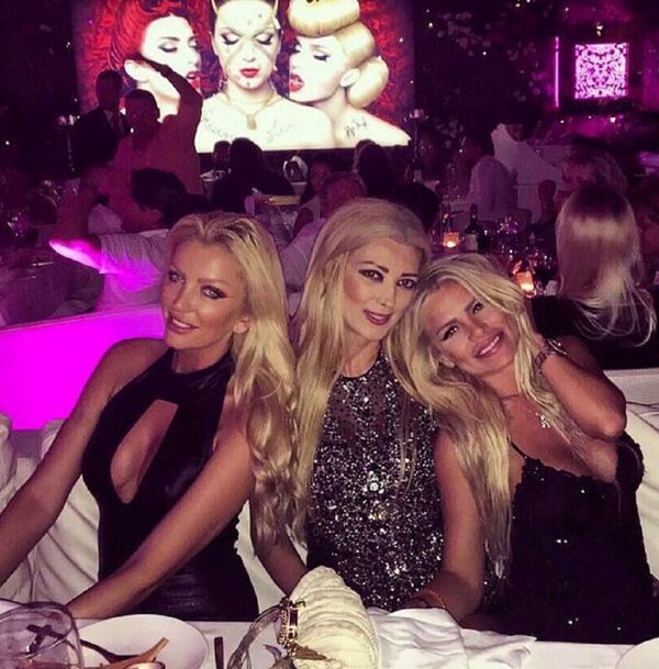 Girls - Sputnik International