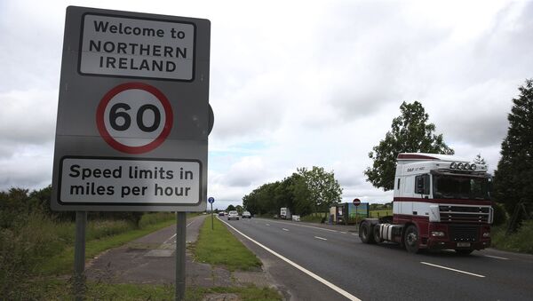 This is a June 15, 2016 file photo of of traffic crossing the border between the Republic of Ireland and Northern Ireland in the village of Bridgend, Co Donegal Ireland - Sputnik International