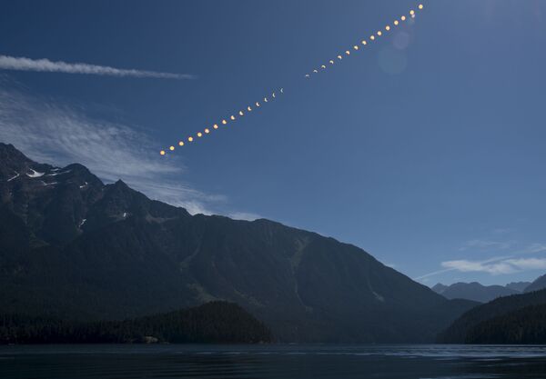 The Day When the Sun Disappeared: Solar Eclipse Worldwide Furor - Sputnik International