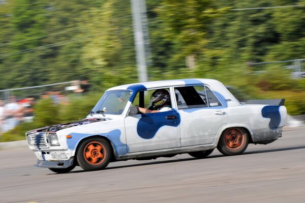 Second Russian nationwide Zhiguli car festival, Zhi-Fest Second Russian nationwide Zhiguli car festival, Zhi-Fest - Sputnik International