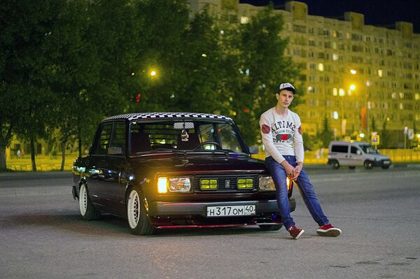 Nikolai, a participant in the second Russian nationwide Zhiguli car festival, Zhi-Fest. Nikolai, a participant in the second Russian nationwide Zhiguli car festival, Zhi-Fest. - Sputnik International