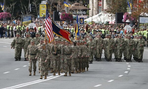 US servicemen (front) march during a military parade marking Ukraine's Independence Day in Kiev, Ukraine August 24, 2017 US servicemen (front) march during a military parade marking Ukraine's Independence Day in Kiev, Ukraine August 24, 2017 - Sputnik International