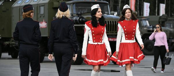 Visitors at the Army 2017 International Military-Technical Forum in the Moscow Region. - Sputnik International