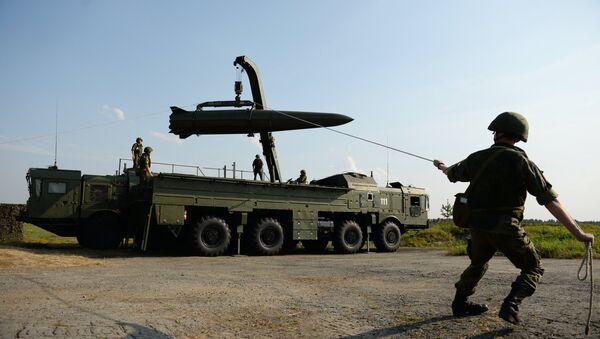 Deployment of an Iskander-M tactical missile system - Sputnik International