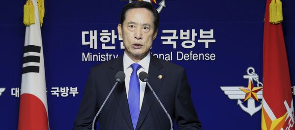 South Korean Defense Minister Song Young-moo speaks during a press conference at the Defense Ministry in Seoul, South Korea, Saturday, July 29, 2017. South Korean Defense Minister Song Young-moo speaks during a press conference at the Defense Ministry in Seoul, South Korea, Saturday, July 29, 2017. - Sputnik International
