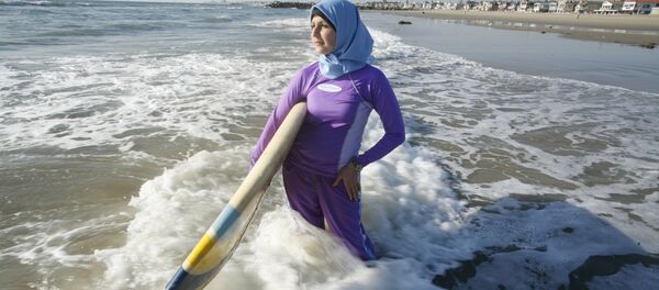 Muslim woman in swim wear, file photo Muslim woman in swim wear, file photo - Sputnik International