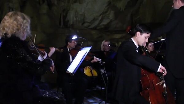 Classical Music Concert in Marble Cave in Crimea - Sputnik International