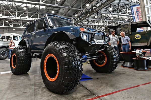 'Monster Trucks' at Moscow Off-Road Show Exhibition - Sputnik International