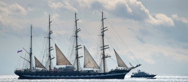 Kruzenshtern sailing ship during the Parade of Sail of the participants in the race from Sochi to Varna of the SCF Black Sea Tall Ships Regatta 2016. - Sputnik International