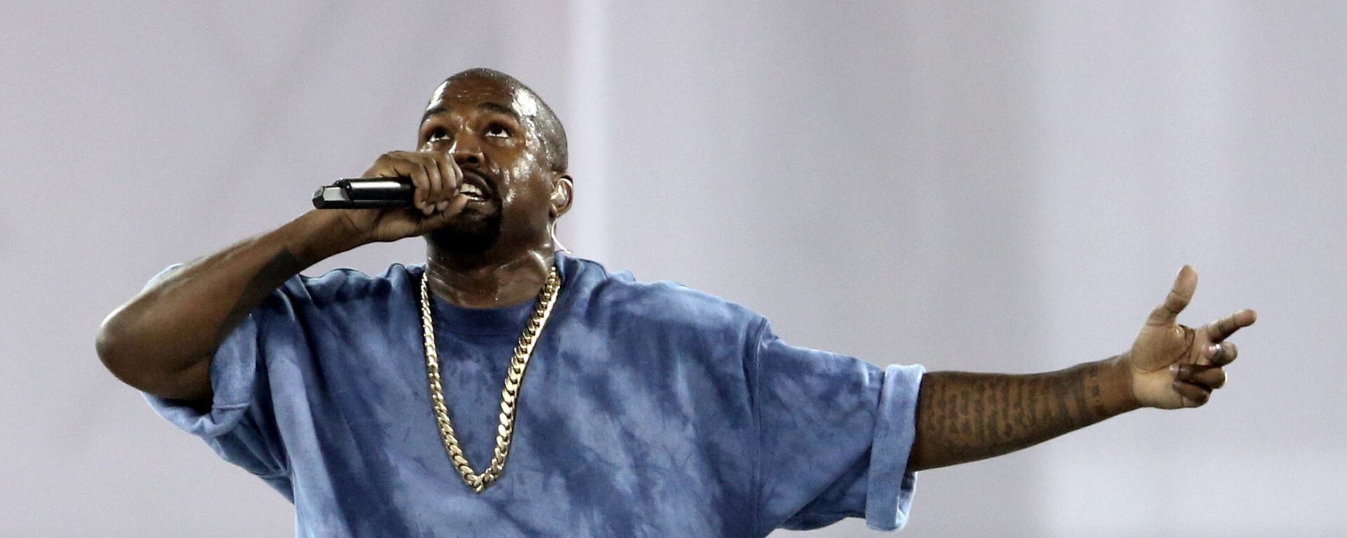 FILE PHOTO: Recording artist Kanye West performs during the closing ceremony for the 2015 Pan Am Games at Pan Am Ceremonies Venue in Toronto, Canada, July 26, 2015.  - Sputnik International, 1920, 13.11.2021