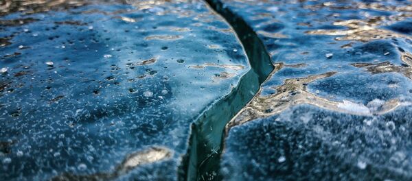 Ice crack - Sputnik International