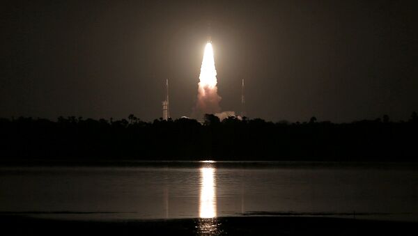 India's Polar Satellite Launch Vehicle (PSLV) C-39, carrying IRNSS-1H navigation satellite, lifts off from the Satish Dhawan Space Centre in Sriharikota, India, August 31, 2017 - Sputnik International
