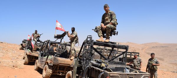 Lebanese Army forces at the border between Lebanon and Syria - Sputnik International