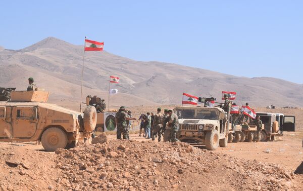 Lebanese Army forces at the border between Lebanon and Syria - Sputnik International
