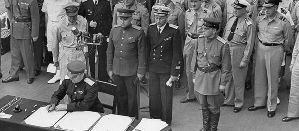 Soviet officers join the Allies onboard the USS Missouri for the signing of Japan's surrender, September 2, 1945 Soviet officers join the Allies onboard the USS Missouri for the signing of Japan's surrender, September 2, 1945 - Sputnik International