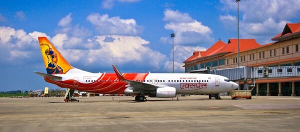 Air India Express Boeing 737-800W VT-AXE at Cochin International Airport (File) - Sputnik International