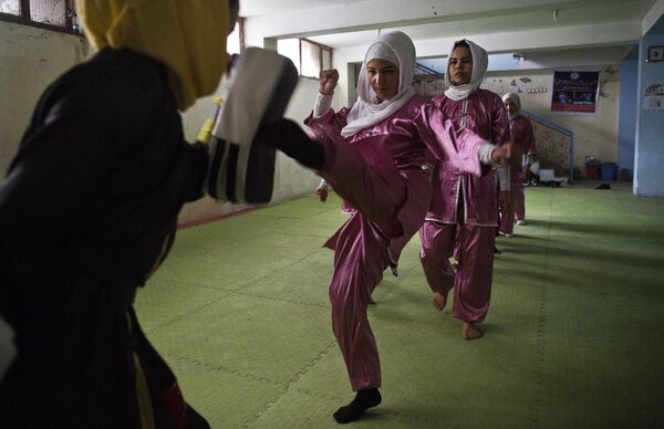 Shaolin martial arts students practice at their club in Kabul, Afghanistan - Sputnik International